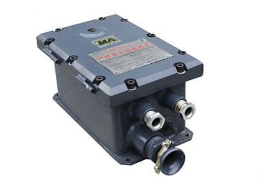 點(diǎn)擊查看詳細(xì)信息<br>標(biāo)題：礦用150W隔爆電源箱 閱讀次數(shù)：2149