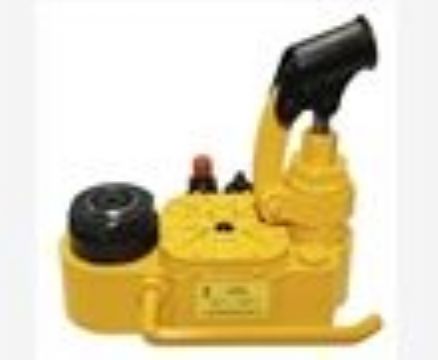 點擊查看詳細(xì)信息<br>標(biāo)題：YQ-88B型高鐵液壓起道器 閱讀次數(shù)：2171