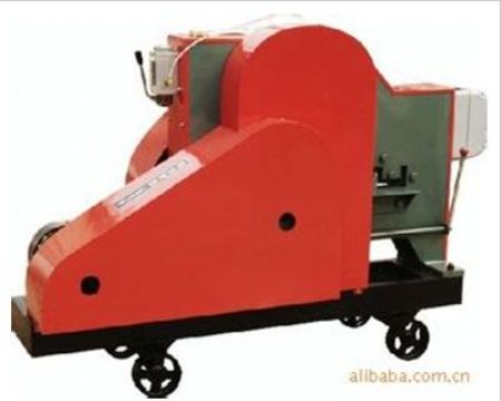 點(diǎn)擊查看詳細(xì)信息<br>標(biāo)題：180型槽鋼切斷機(jī) 閱讀次數(shù)：1967