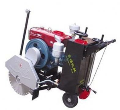 點擊查看詳細信息<br>標題：柴油切割機 500 混凝土切割機 閱讀次數(shù)：2486