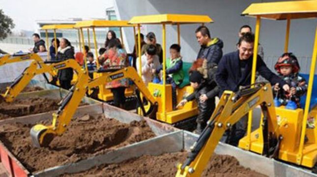 點(diǎn)擊查看詳細(xì)信息<br>標(biāo)題：游樂挖掘機(jī)價(jià)格優(yōu)惠 閱讀次數(shù)：2265