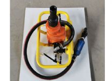 點擊查看詳細(xì)信息<br>標(biāo)題：架座支撐氣動手持式鉆機 閱讀次數(shù)：1577