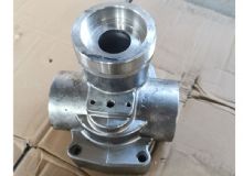 點(diǎn)擊查看詳細(xì)信息<br>標(biāo)題：傳動箱體 閱讀次數(shù)：1910