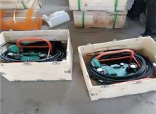 點(diǎn)擊查看詳細(xì)信息<br>標(biāo)題：MQ22-300-63氣動(dòng)錨索張拉機(jī)具 閱讀次數(shù)：2382