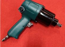 點擊查看詳細信息<br>標題：風動扳手 閱讀次數(shù)：1986