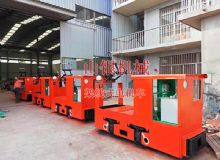 點(diǎn)擊查看詳細(xì)信息<br>標(biāo)題：架線式電機(jī)車 閱讀次數(shù)：2031