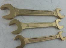 點擊查看詳細信息<br>標題：防爆雙呆扳手 閱讀次數(shù)：255